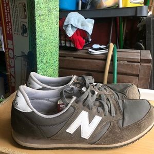 Gray men’s New Balance size 10